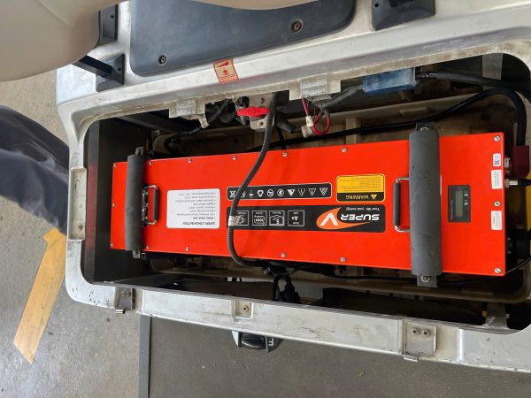 Pin xe điện du lịch, xe golf LiFePo4 SuperV 51.2V 100Ah (SVG48-100A)